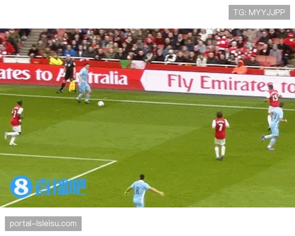 从录像分析：曼联制胜球源于对阿森纳门将出球路线的精准预判和拦截