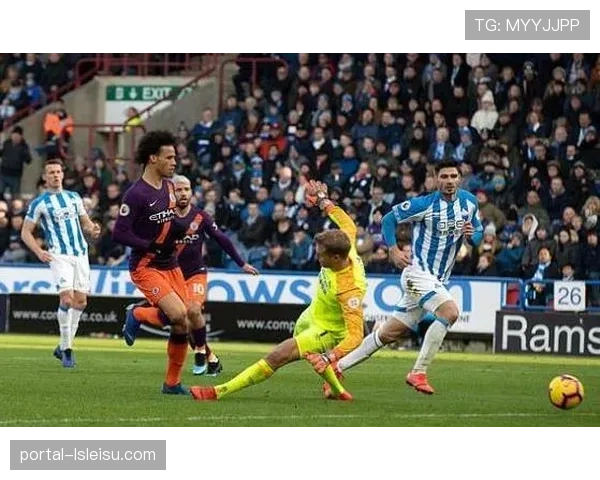 传闻:多家英超俱乐部派球探考察摩纳哥年轻中卫马加萨 传闻:多家英超俱乐部派球探考察摩纳哥年轻中卫马加萨